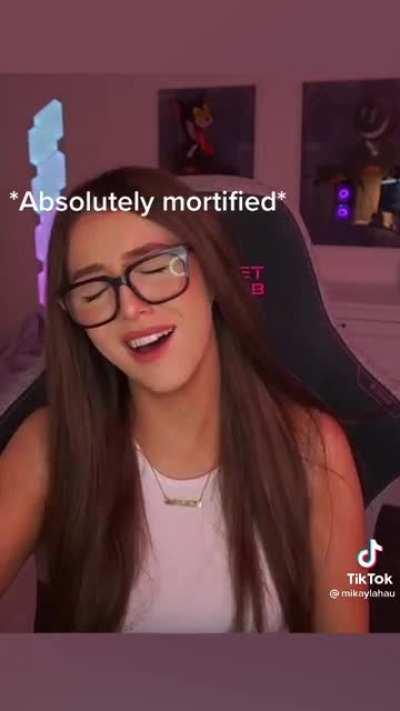 Tinder line? (ib:@mikaylahau)