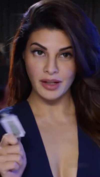 Srilankan Actress Jacqueline Fernandez