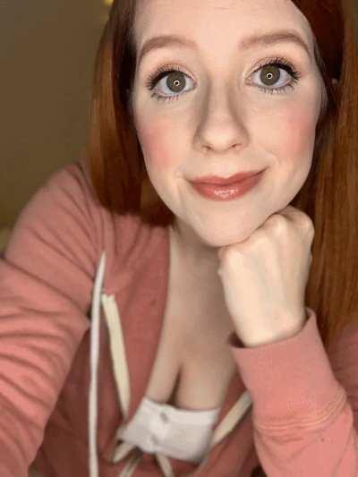 Who wants to be friends? 😊 I have a 9 hour road trip & need a pal! (Over 18)