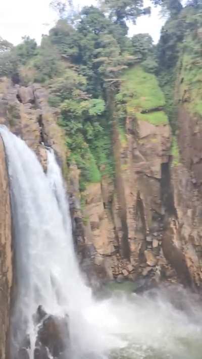 Welnia Falls, Meghalaya