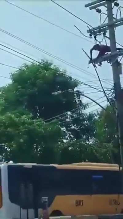 WCGW stealing copper.