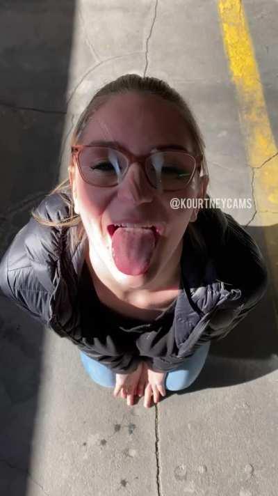 I had to make my last facial of 2021 a good one 💦👅