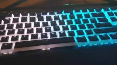 HyperX pudding keycaps looking hella sexy