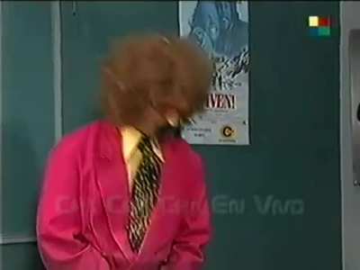 Productor De TV - Itialiano Hace Canciones Para Sordomudos - Cha Cha Cha