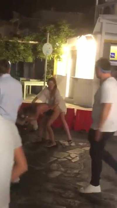 Girls fighting in the street in Mykonos