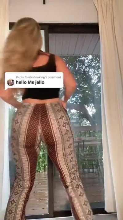 what do you think about my ass with my new brown flarepants?