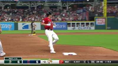 [Highlight] [Highlight] After going 0-19 to start his career Bo Naylor delivers his first big league hit. Josh Naylor yells in delight