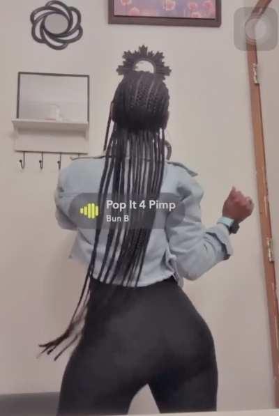 Ropes 😩🥜 all over this one