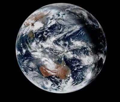 Volcano Erupting off Tonga last night 15/1/21 as seen from space