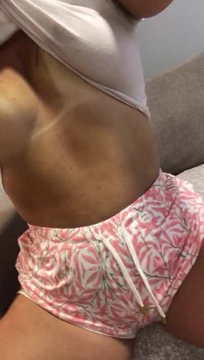 Let this fuckdoll brighten up your day :)