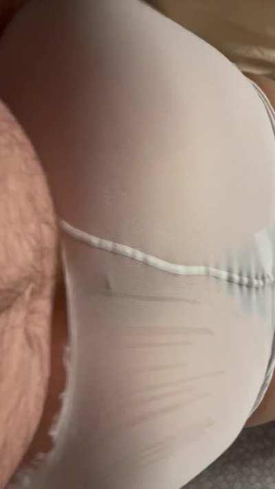 Would you like to make my ass jiggle like this