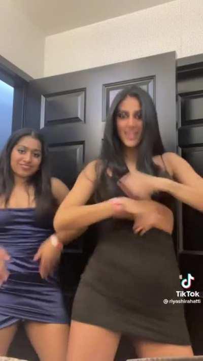 fucking riya on right