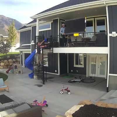 В детдом! Однозначно!