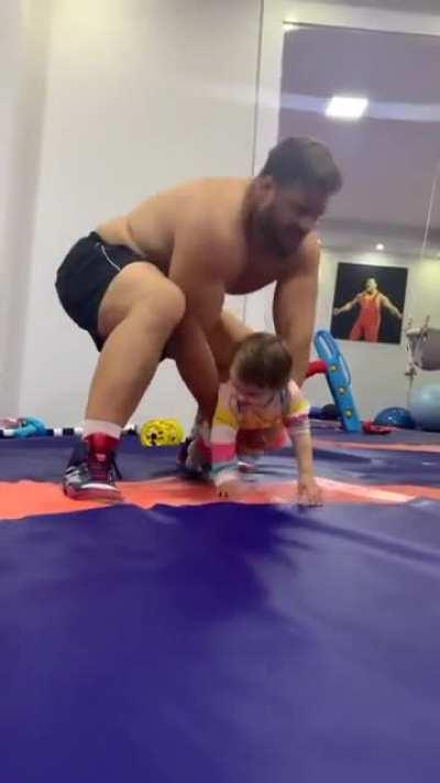 Turkey's national wrestler Rıza Kayaalp meets a fierce opponent