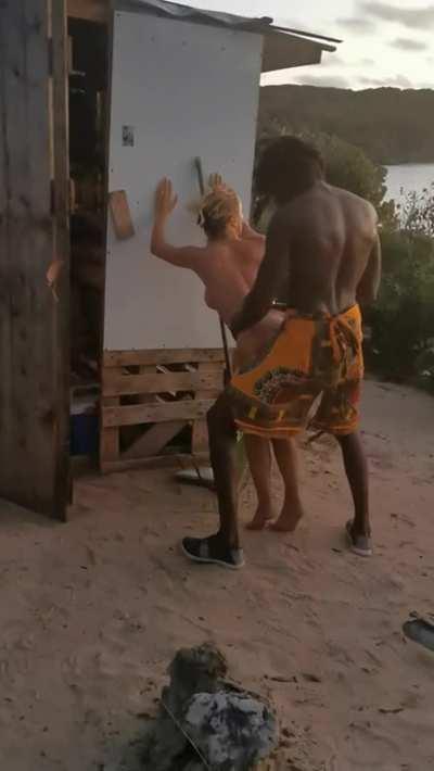 Milf got vaccinated and is ready for bbc on vacation