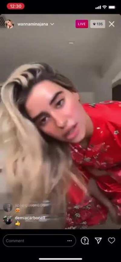 today’s live nip slip