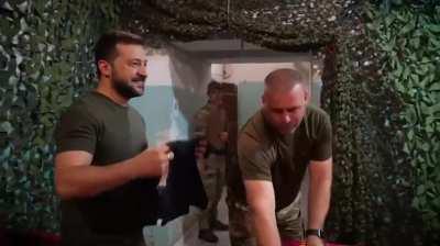 As part of a working trip to the Donetsk region, President Zelensky visited combat brigades that are conducting offensive operations in the Bakhmut direction. He also then met with General Syrskyi and other staff officers.