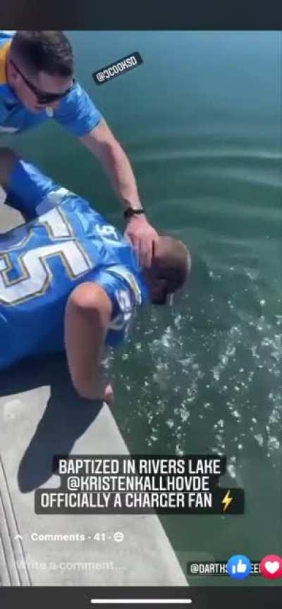 Charger Fan Baptizes Himself In Rivers Lake 🎥: Ian Beed / FB