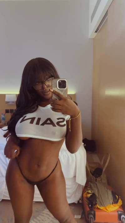 NISA (@okaybarbiana)