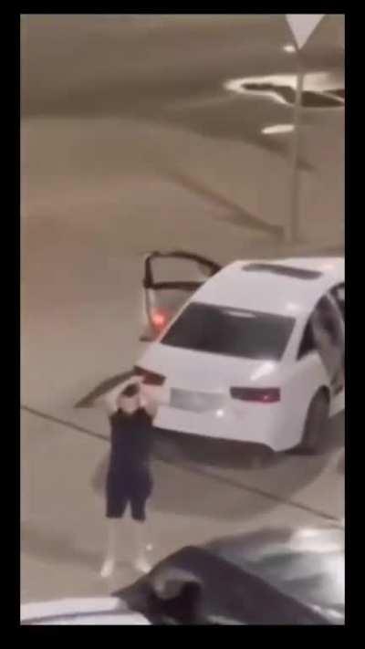 Cand o lasi pe iubi sa conduca ☕