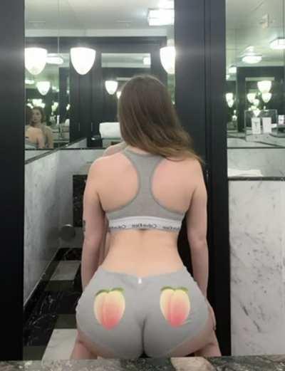 This ass lookin real heavy 🍑