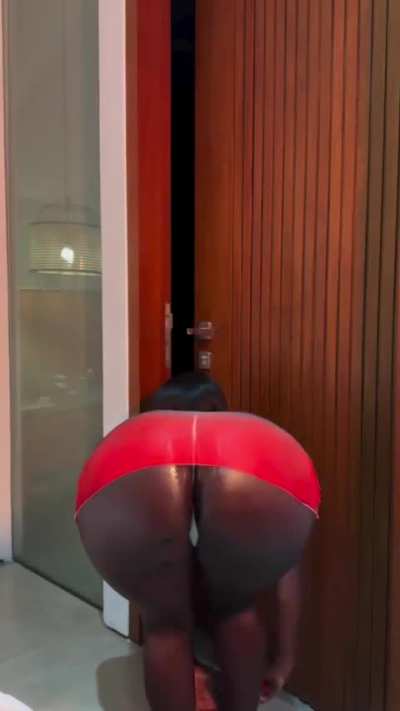 If i was your girl..will you get bored of watching me get dressed?