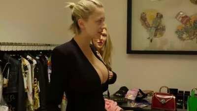 Caroline Vreeland has the personality of a dude