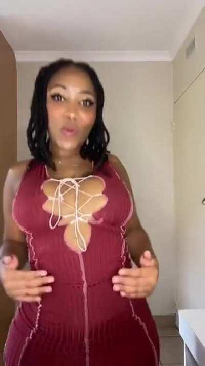 More of her on @yanos_make_her_dance