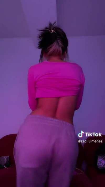 ricas tetas💦🔥🤤