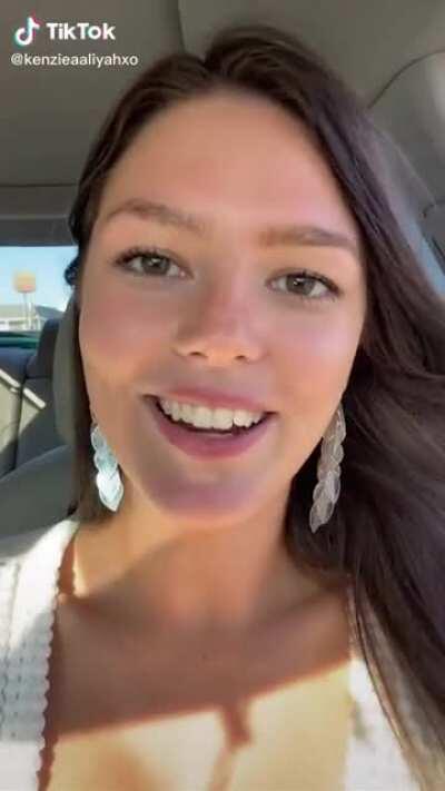 Was it pink or was it red? Neither. It was fuschia. You ain’t going to distract me with that cleavage