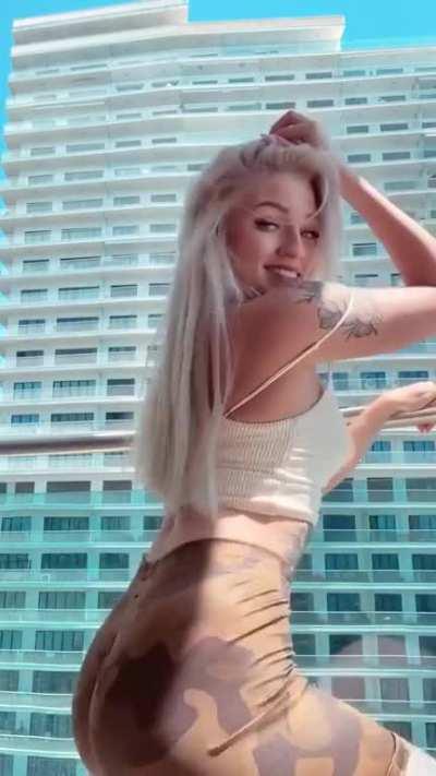 She’s the bomb 💣