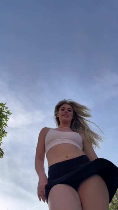 I could watch Faith Ordway walk for days