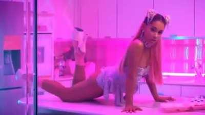 its insane how many loads I've blown to this and it still makes me jack off so hard