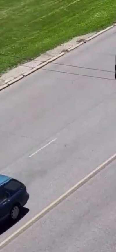 This guy went full GTA