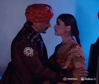 Kareena Kapoor unseen kissing scene