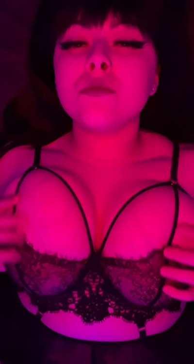 Do you like my new lingerie?