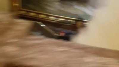 yall see these trump supporters in the US Capitol? shits crazy