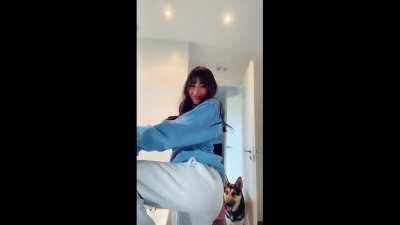 Aitana botando el culo 🍑