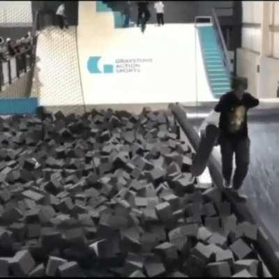 Could the angery birds handle that they them pussy 🤔