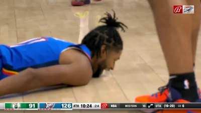 [Highlight] Isaiah Joe with an emphatic poster!