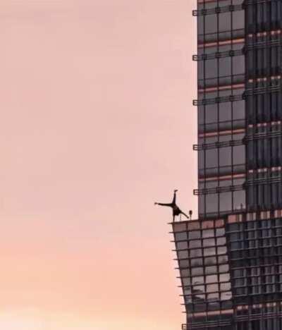 Just a guy chilling in shanghai