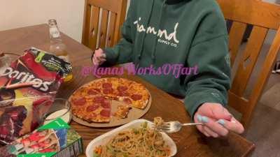 Would you like a room mate that rips ass?