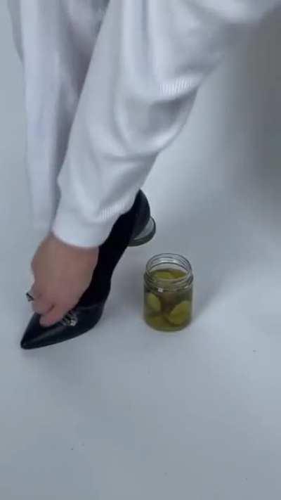 Work it, work it, eat it, eat it