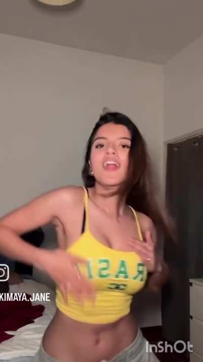 That top with those moves is too good 😵‍💫