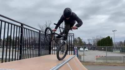 One of the lesser know footjams: the canjam seat grab