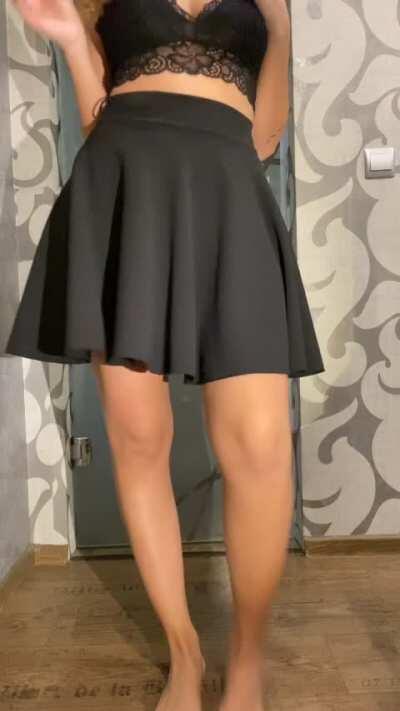 Hmm can’t seem to get love in this sub 😞 but I feel Like you would still empty your balls in me 🤗