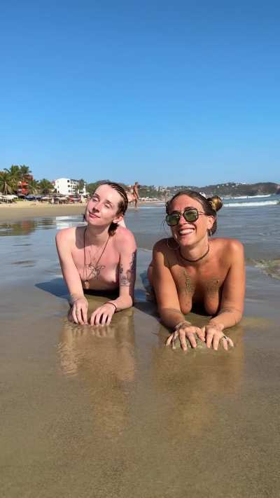 beach day with the bestie