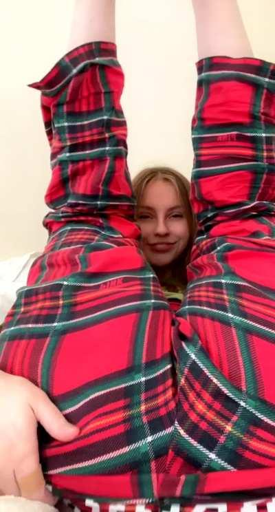 say yes if you’re over 18 and ill send you a nude 🍑