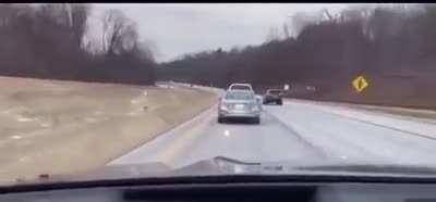 Хорошо что никого не зацепил