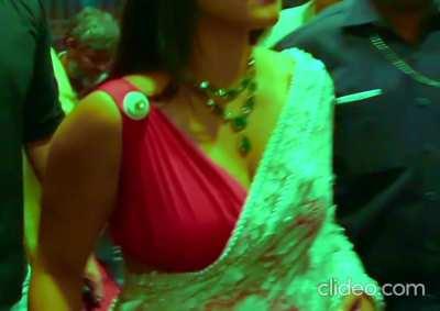 Ahhhh.. Kajol !! ufff bapre!! BOOBS 🍑🤤 SLOW-MO AND ZOOMED IN! .kya brhi hui meri Kajol mommy ahhhh.....kutta bnu iska to Those milk tankers are so full, I’ll need to suck them dry soon. Ahh Kajol mom tujhe ragad ke chodunga Teri chut faad du